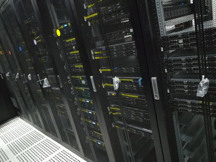 6131c8d27c3d9.jpg 哈薩克斯坦服務器.jpg