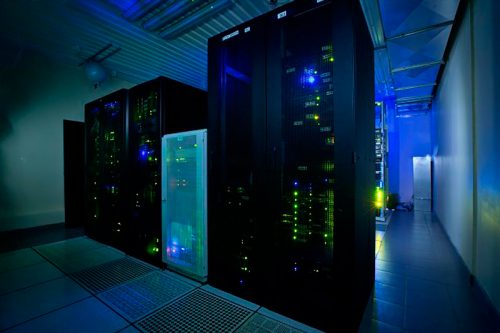 6297096aaf444.jpg 介紹:烏克蘭服務(wù)器數(shù)據(jù)中心.jpg